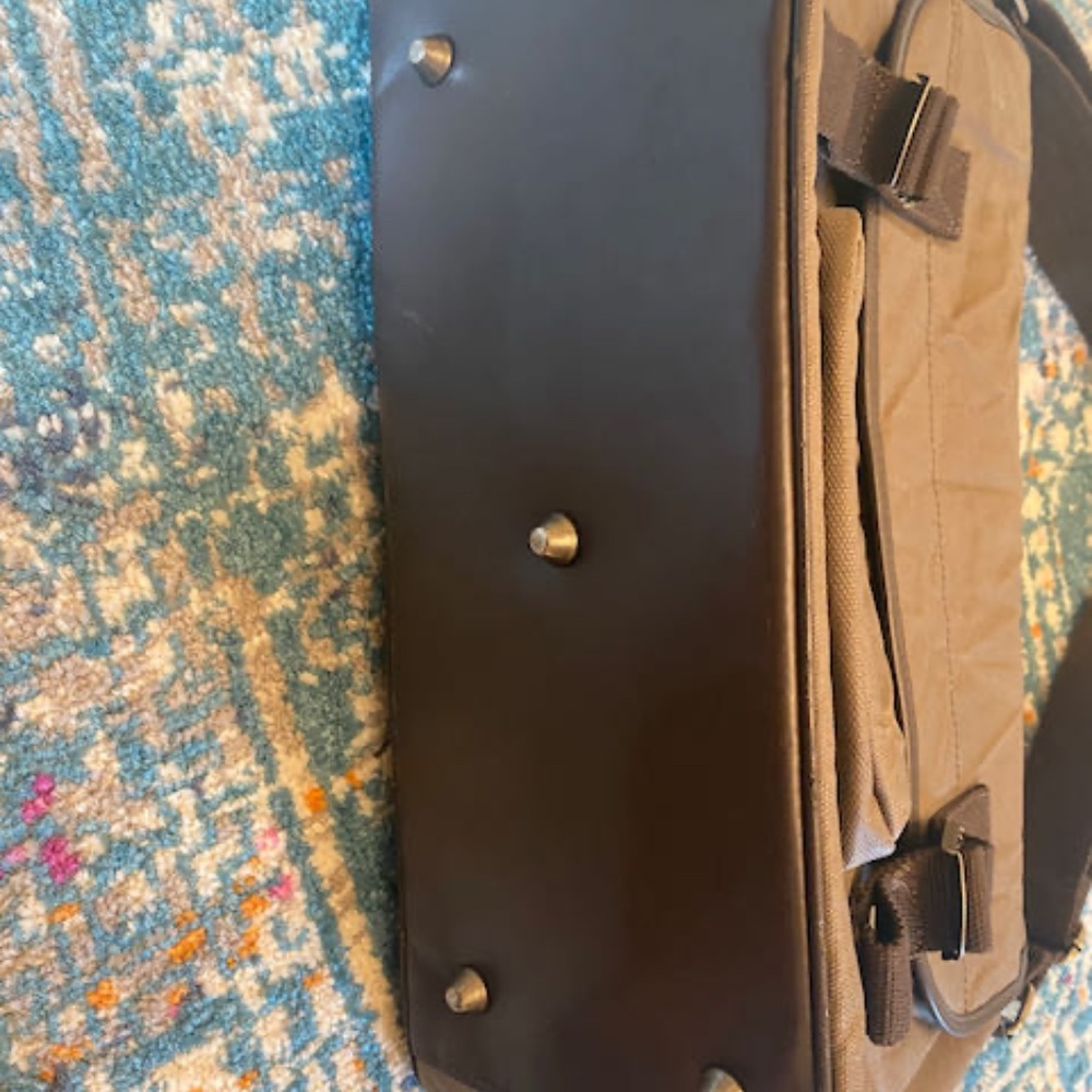 Mens Designer (OiOi) Diaper Bag - Picture 5 of 6